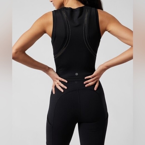 Athleta Black LEVITATE TANK Plus Size 1X - Picture 1 of 6